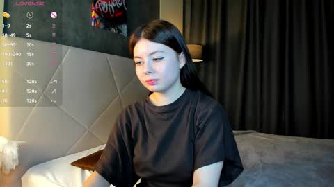 Amely online show from 11.11.25