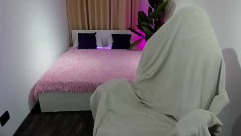 Sheila GMT 2 Tuesday Wednesday Friday Saturday Sunday- 8  5  online show from 02.24.25