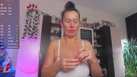 Sheila GMT 2 Tuesday Wednesday Friday Saturday Sunday- 8  5  online show from 01.10.26