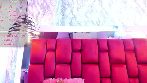 Snapshot of sheilly_brown chatting on 02.12.26 sheilly_brown online show from 02.12.26