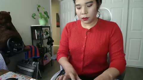 sheilyn_smith online show from 10.29.25