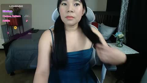 sheilyn_smith online show from 02.19.26