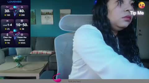Snapshot of sheilyn_smith chatting on 07.15.26 sheilyn_smith online show from 07.15.26
