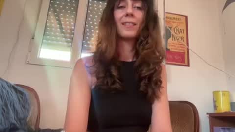 Snapshot of shekitty chatting on 07.14.26 shekitty online show from 07.14.26