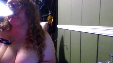 Snapshot of shelbyannn chatting on 07.15.26 Red online show from 07.15.26