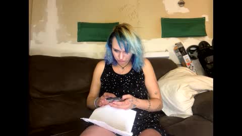 Snapshot of shelbybaby01 chatting on 01.10.25 Shelby holes online show from 01.10.25