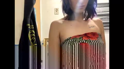 Snapshot of shelbybaby01 chatting on 10.03.25 Shelby holes online show from 10.03.25