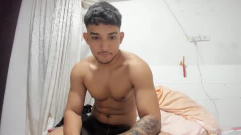 Snapshot of shelbyhot23 chatting on 10.04.25 thomas shelby online show from 10.04.25