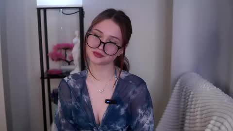 Snapshot of sheliamuyres chatting on 02.12.26 Lina online show from 02.12.26