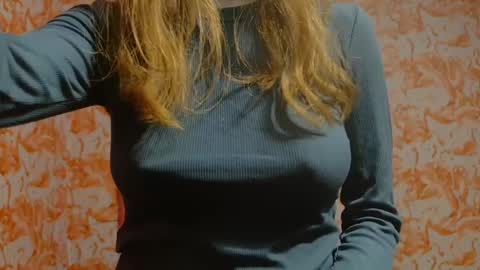 Erika online show from 12.19.24