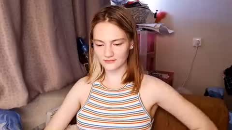 Snapshot of shelliegoza chatting on 06.20.26 Ashley online show from 06.20.26