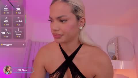 shelynna_azzul online show from 12.13.25