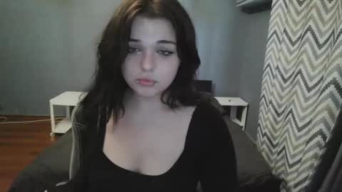 sheril_belton online show from 11.11.25