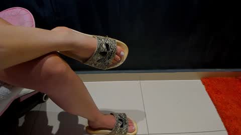 .. Sherilk .. online show from 12.17.24