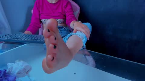 .. Sherilk .. online show from 02.20.25