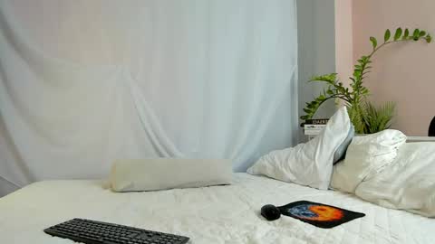 Max online show from 03.29.26