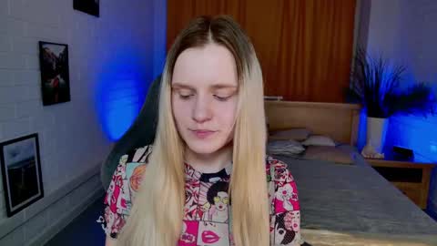 Snapshot of sherributlers chatting on 05.14.26 Sweet Sherri online show from 05.14.26