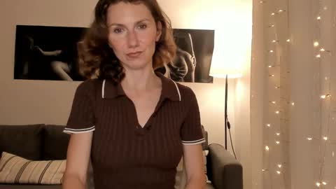 Snapshot of shesleepsnaked chatting on 03.20.26 shesleepsnaked online show from 03.20.26