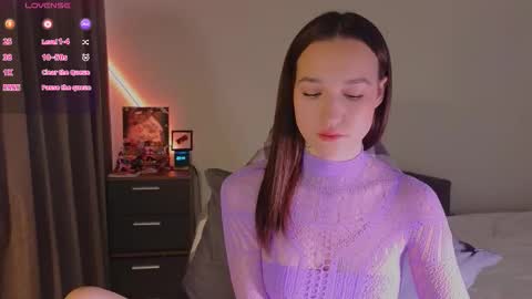 Sheyli online show from 10.31.25