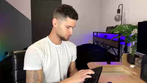 Shia online show from 04.30.26