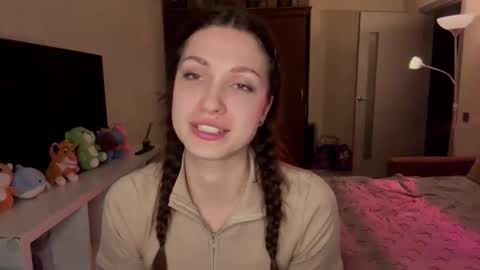 Snapshot of shielaamolsch chatting on 03.13.26 Sheila online show from 03.13.26