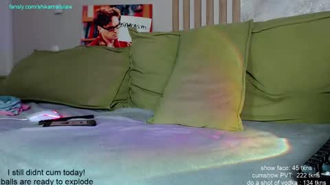    Alex  Independent model. online show from 09.25.25