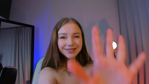 Snapshot of shiny_bell chatting on 12.31.24 Bell 3 Next broadcast online show from 12.31.24