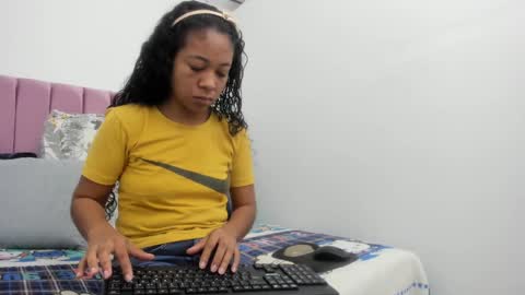shira_sexylove online show from 02.12.25