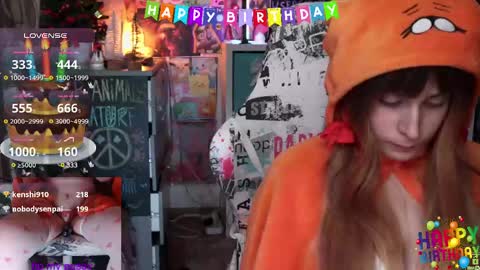 Snapshot of shirayuki_hime chatting on 02.20.25 Im Lilu Rosenblum Guys I have ----Ill be glad to see you there online show from 02.20.25