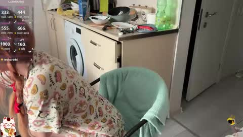 Snapshot of shirayuki_hime chatting on 11.27.25 Im Lilu Rosenblum Guys I have ----Ill be glad to see you there online show from 11.27.25