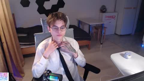 shiromy_ online show from 11.30.25