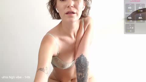 Jess online show from 12.18.24