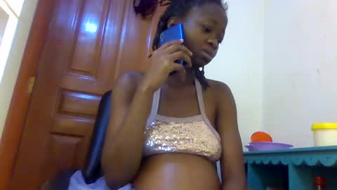 Snapshot of shortnswee254 chatting on 03.27.26 shortnswee254 online show from 03.27.26