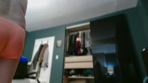 Snapshot of shutterbug989 chatting on 06.29.26 shutterbug989 online show from 06.29.26