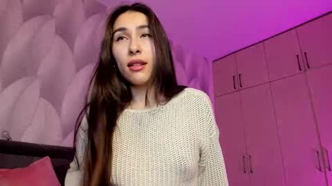 Snapshot of shy_bambiii chatting on 02.18.25 Mika online show from 02.18.25