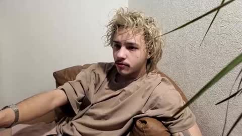 your shy boy online show from 02.16.26