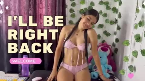 Snapshot of shy_brunnette chatting on 05.24.26 Canela online show from 05.24.26