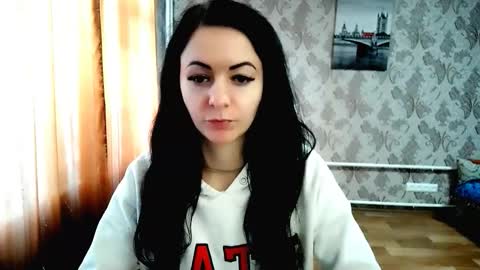 shy_cat_candy online show from 10.24.25