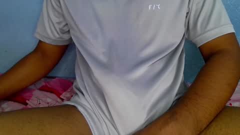 shyeyes online show from 12.06.24