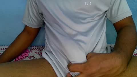 shyeyes online show from 12.17.24