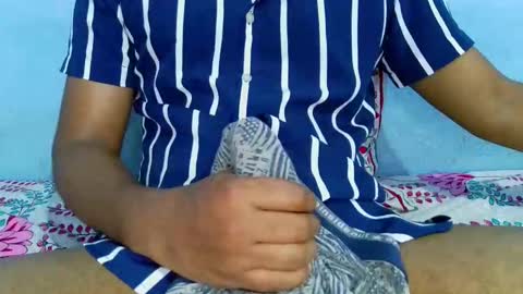 shyeyes online show from 02.21.25