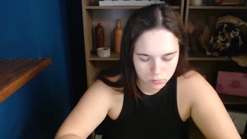 Snapshot of shy_lil chatting on 09.30.25 shy_lil online show from 09.30.25