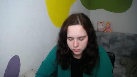 Snapshot of shy_lil chatting on 11.11.25 shy_lil online show from 11.11.25