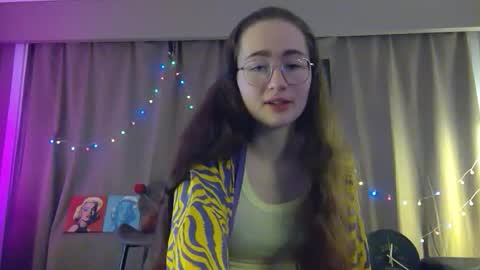 Shy Night Bat online show from 03.29.26