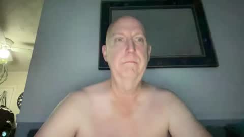 shy_one_cam online show from 12.21.25