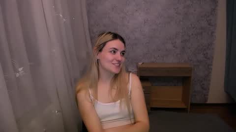 shy_sabrina_ online show from 03.11.25