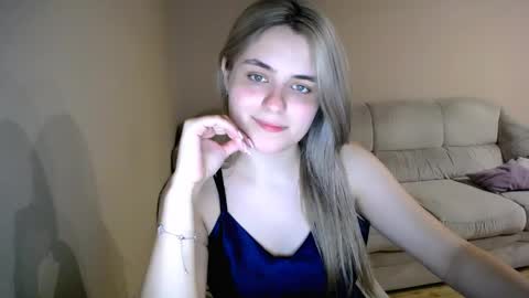 Snapshot of shy_sabrina_ chatting on 03.23.26 shy_sabrina_ online show from 03.23.26