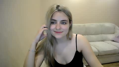 Snapshot of shy_sabrina_ chatting on 04.02.26 shy_sabrina_ online show from 04.02.26
