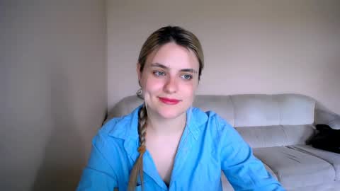 Snapshot of shy_sabrina_ chatting on 05.14.26 shy_sabrina_ online show from 05.14.26