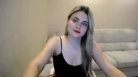 Snapshot of shy_sabrina_ chatting on 05.26.26 shy_sabrina_ online show from 05.26.26